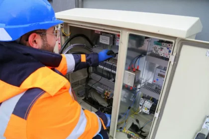 Elektrik Ustası Ne Yapar? Uzman Desteği Neden Gerekir?
